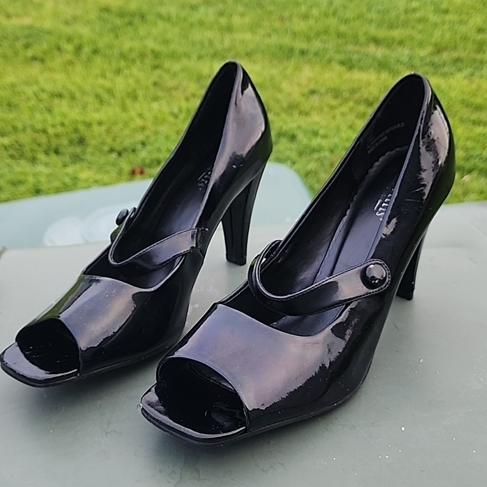 Seychelles Mary Jane Patent Peep Toe Black Heels Size 10